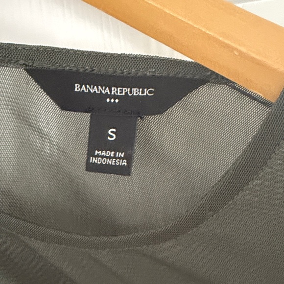 Banana Republic Dark Green Long Sleeve Top - Picture 3 of 3